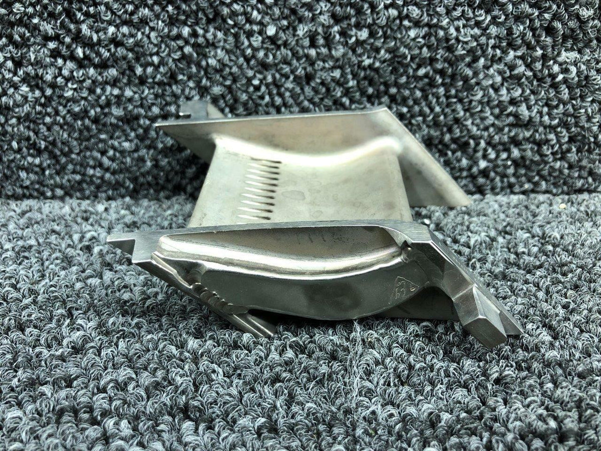 564451CL5 Pratt and Whitney Axial Vane Assembly (NOS) (SA) BAS Part Sales | Airplane Parts