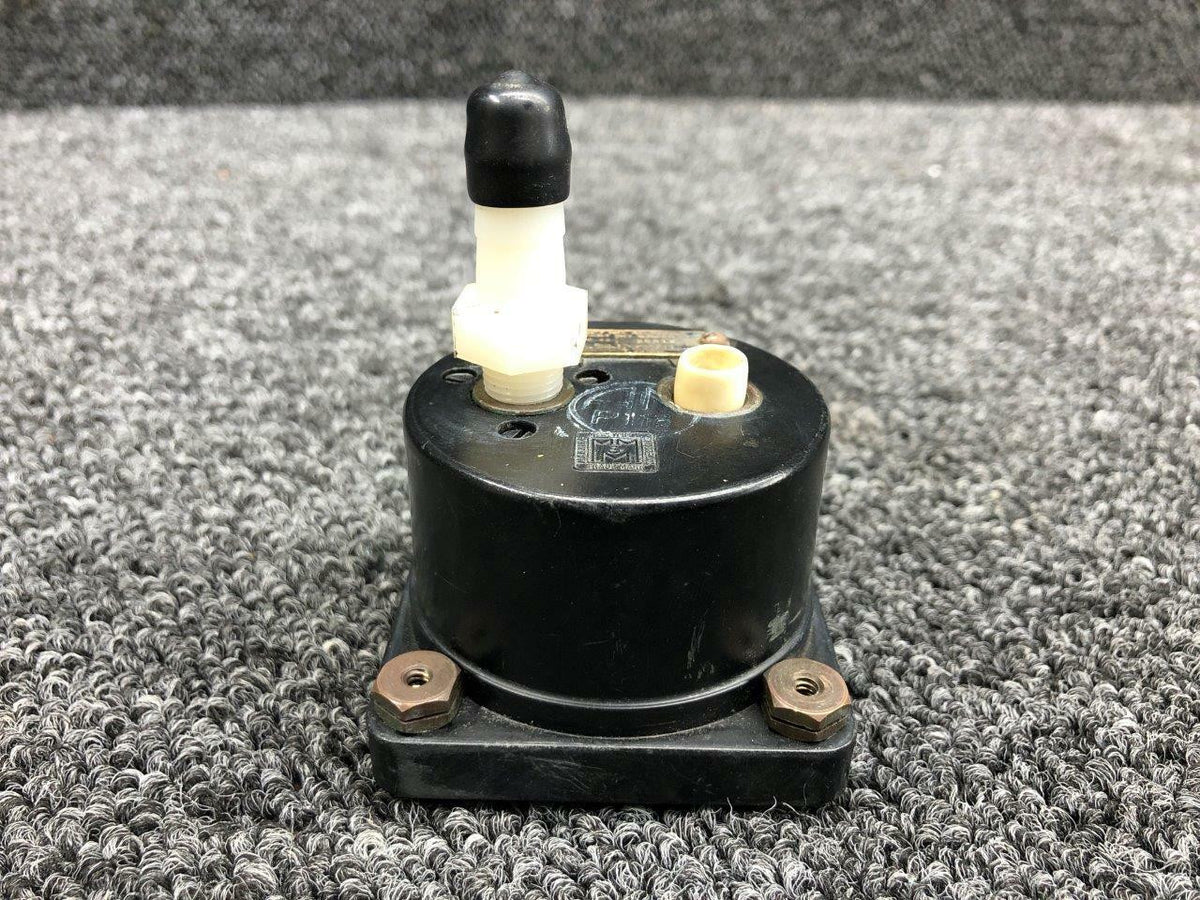 Manning Maxwell 6074-152 Beechcraft A35 Manning and Maxwell Suction Gauge