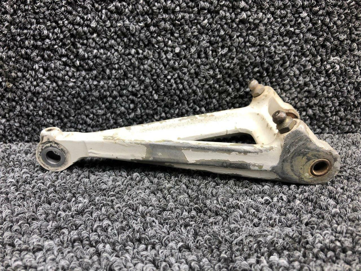 Beechcraft 35-825060 Beechcraft A35 Nose Gear Torque Knee Assembly Upper / Lower