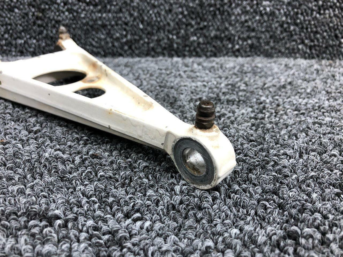Beechcraft 35-815174-600 Beechcraft A35 Main Gear Torque Knee Assembly Upper / Lower