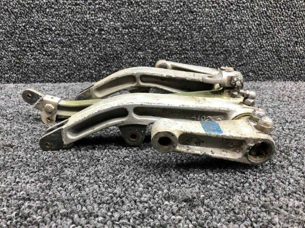 Beechcraft 35-524102 / 35-524102-1 Beechcraft A35 Differential Control Arm Assembly