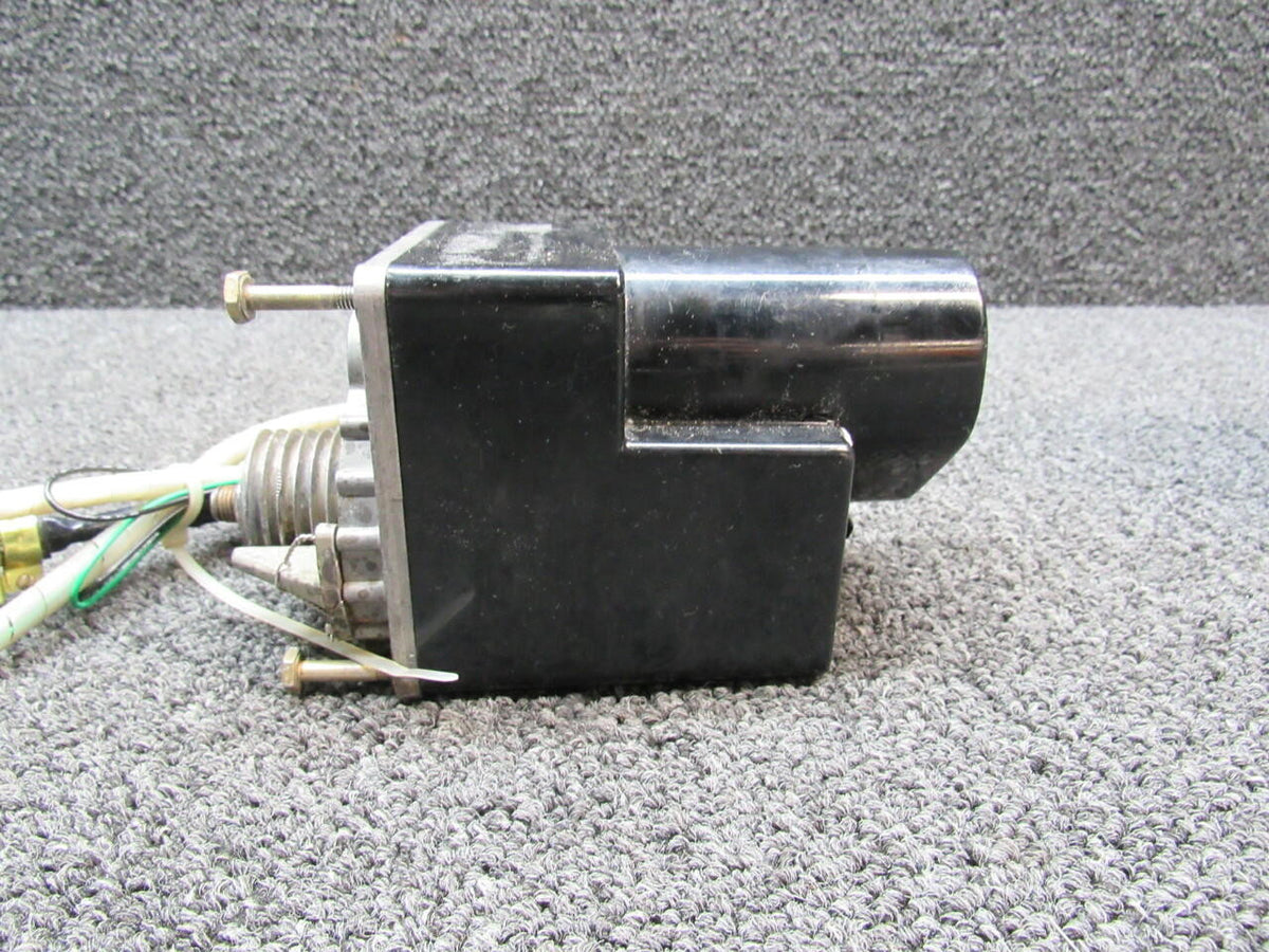 Bendix / King 065-0050-04 Mooney M20R Bendix / King KS 177 Pitch Servo 14-28V, 5-2.5A