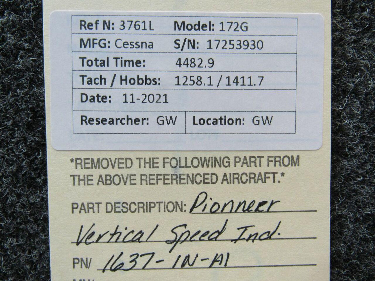 Pioneer 1637-1N-A1 USE AC-16784 Cessna 172G Pioneer Vertical Speed Indicator
