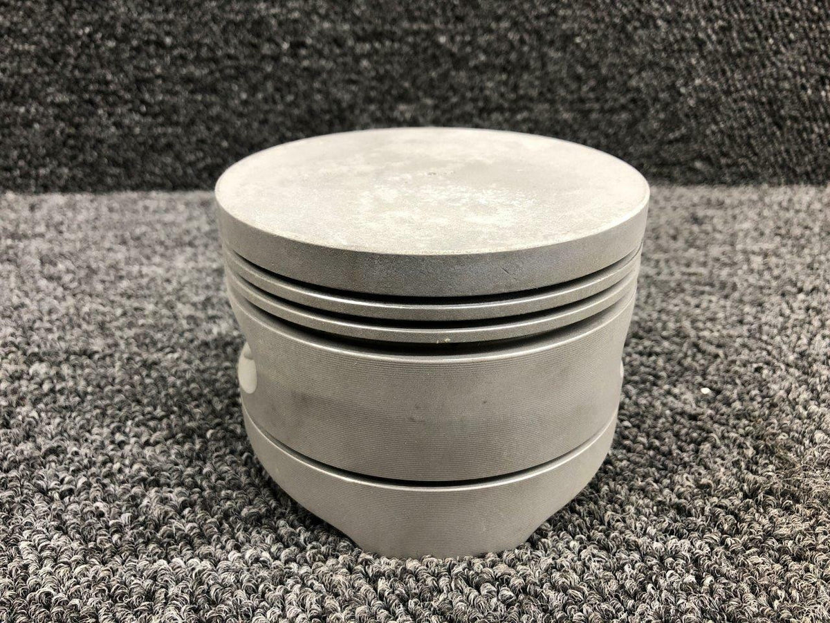 TCM 630687 TCM Engine Piston Head NEW OLD STOCK SA