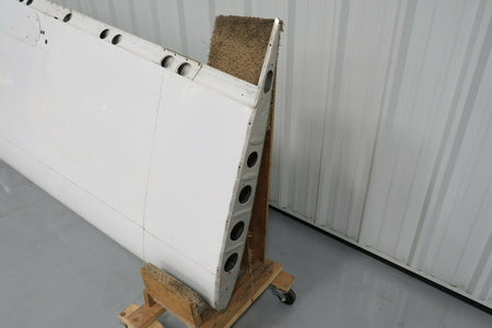 0523005-200 WEU 0523005-214 Cessna 172G RH Wing Assembly