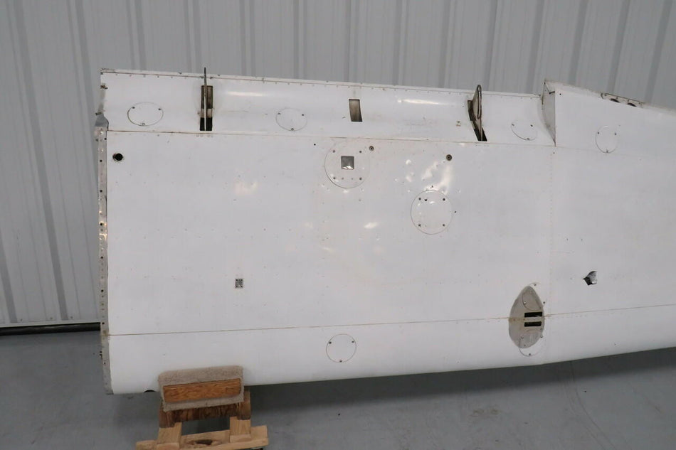 0523005-200 WEU 0523005-214 Cessna 172G RH Wing Assembly