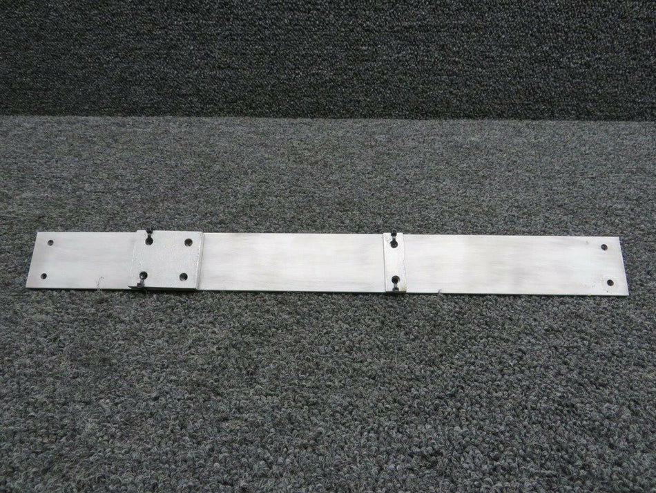 Beechcraft 95-420015-145 USE 002-430021-39 Beechcraft V35 Passenger Seat Rear Legs Track