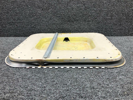 Beechcraft 35-410070-83 USE 35-410070-93 Beechcraft V35 Baggage Door Assembly
