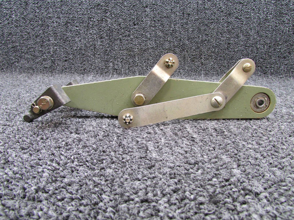 0760675-5, 0760130-1, 0761202-2 Cessna 182T Elevator Bellcrank Rear w Links