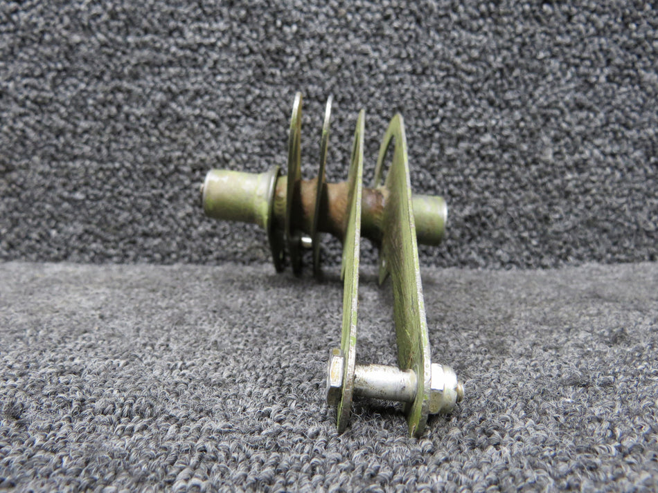 0760703-2 (Use: 0760703-6) Cessna 182P Aileron Bellcrank Assembly RH