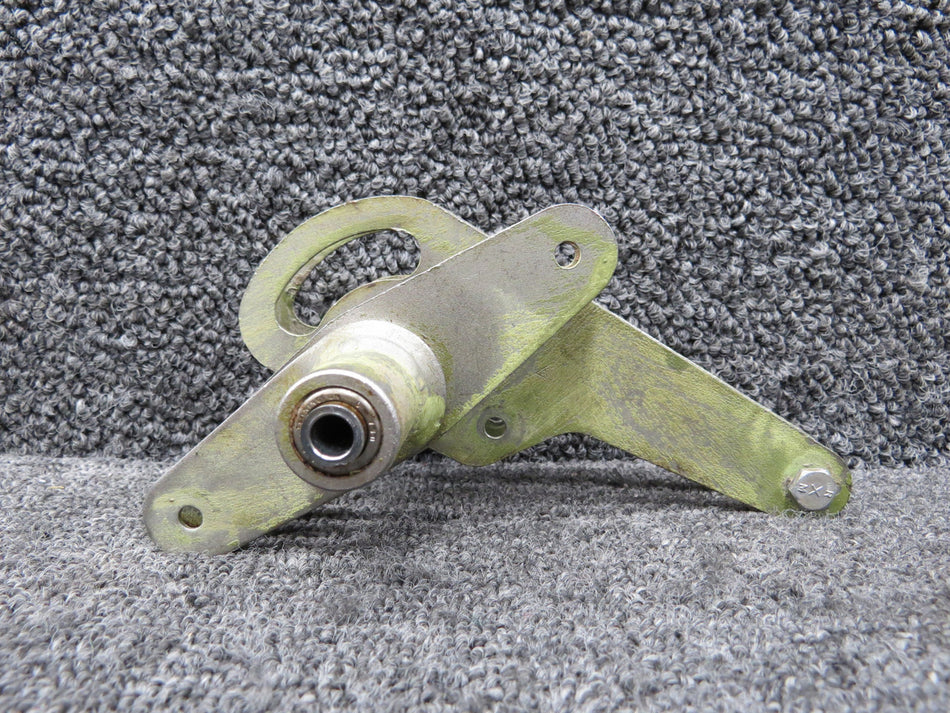 0760703-2 (Use: 0760703-6) Cessna 182P Aileron Bellcrank Assembly RH