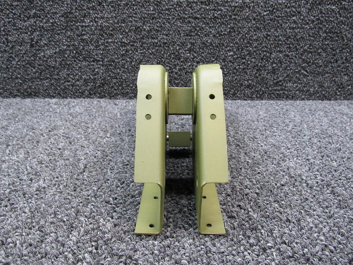 0712621-7 / 0712621-8 Cessna 182P Bulkhead Elevator Bellcrank LH / RH (Zinced) BAS Part Sales | Airplane Parts