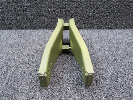 Cessna 0712621-7 / 0712621-8 Cessna 182P Bulkhead Elevator Bellcrank LH / RH Zinced