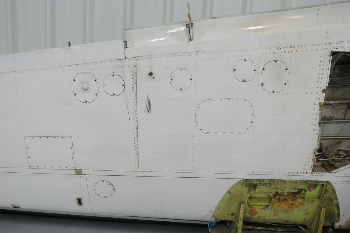 Beech 96-110005-701 Beech 95-B55 LH Wing Assembly