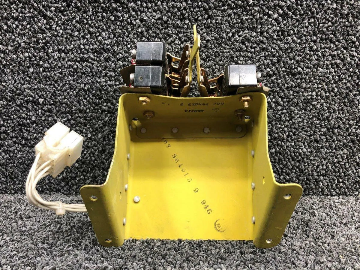 Beechcraft 35-364126 / 35-364129-3 Beech A36TC Landing Gear Limit Switch W/ Bracket 28V