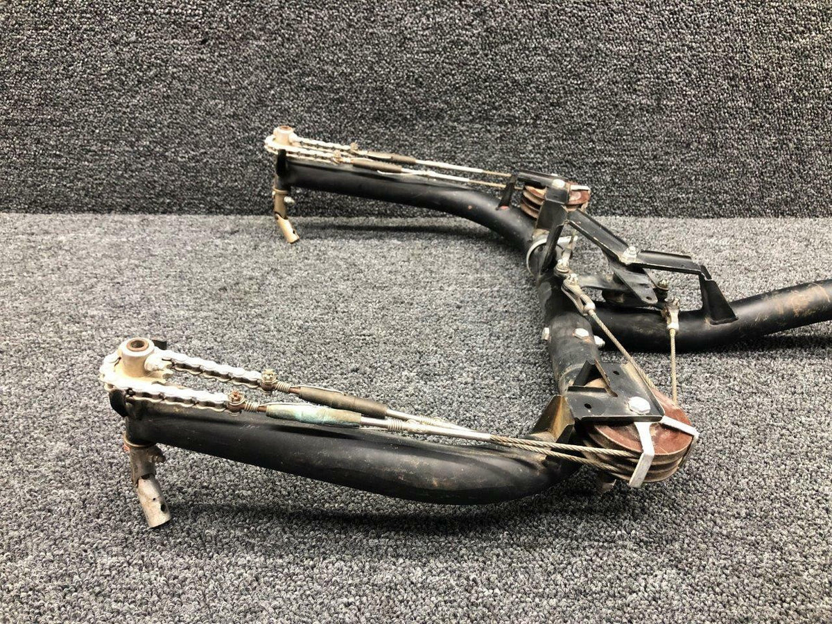 Cessna 1261000-1 / 1200056-2 Cessna 210 Control Column Tee Assembly