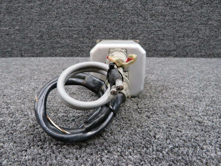 1U027-01 (M/N: 551A) Mooney M20C Bendix Servo Amp Indicator (Volts: 14) BAS Part Sales | Airplane Parts