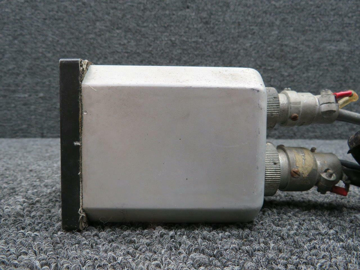 Bendix 1U027-01 M/N 551A Mooney M20C Bendix Servo Amp Indicator Volts 14