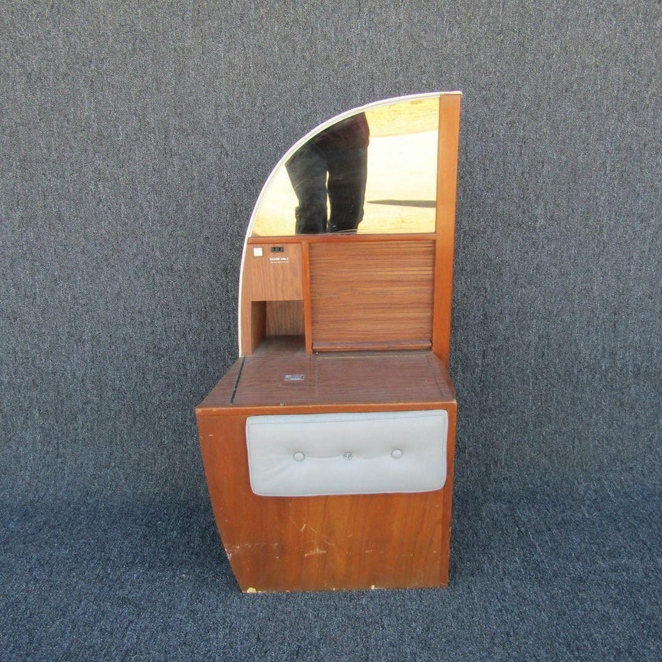 Piper 554-424 Piper PA-31T Refreshment Cabinet