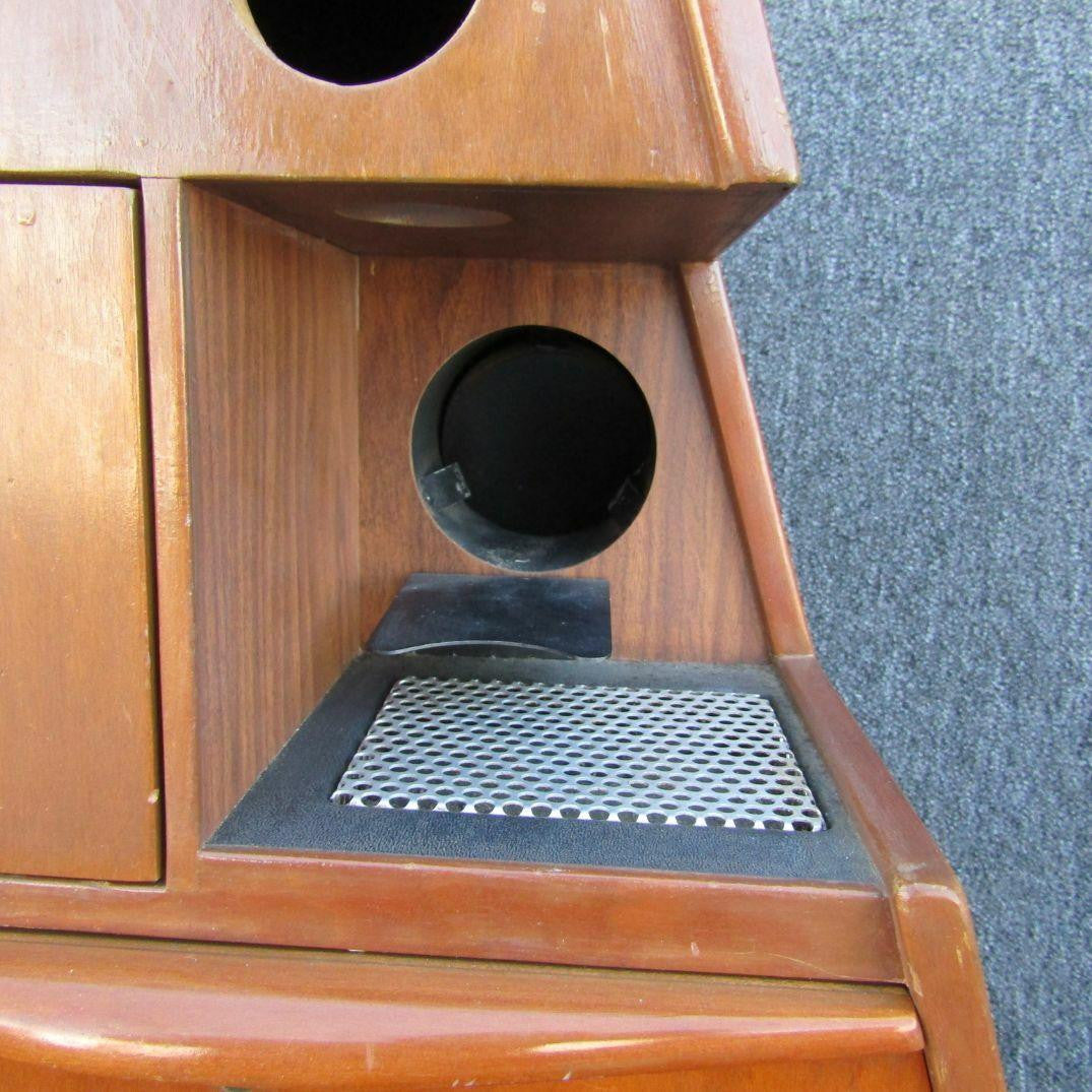 Piper 653-235 USE 580-381 Piper PA-31T Refreshment Cabinet, Oak