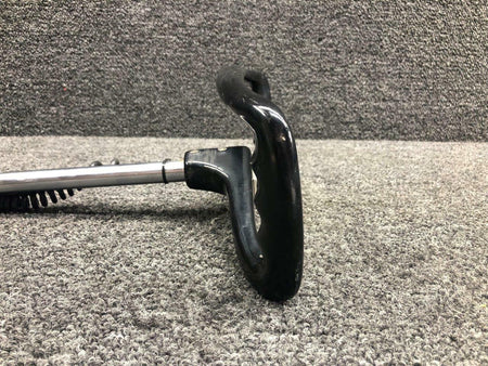 Cessna 0513332-201 / 0413213-10 Cessna 172G Control Wheel W/ Mic Switch L 15, D 0.63