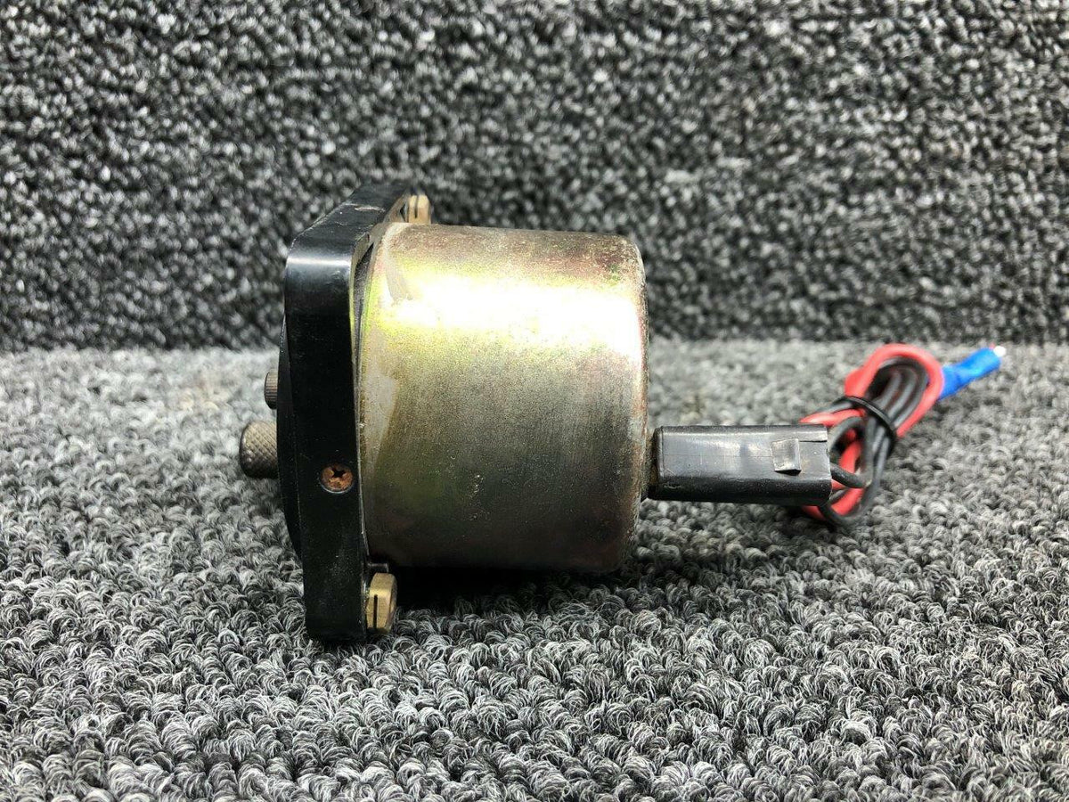 Quartz C664508-0102 Cessna T207A Quartz Clock Indicator Volts 28