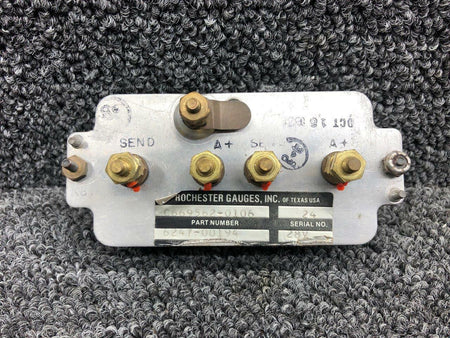 Rochester C669562-0106 M/N 6247-00194 Rochester Fuel Quantity Cluster W/ Transmitters