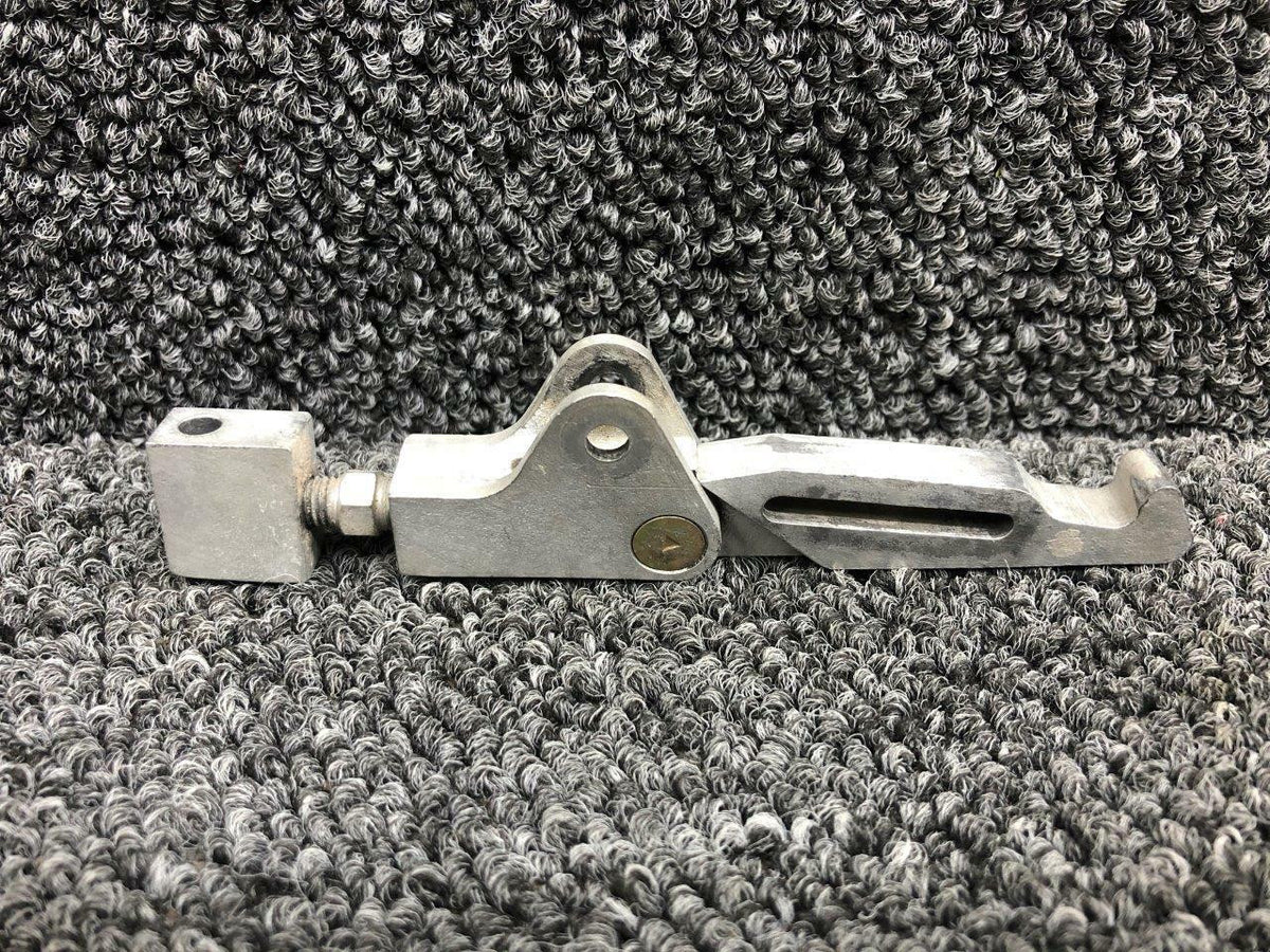 Cessna 1211675-6 / 1211675-7 Cessna T207A Cargo Door Forward Clevis and Block