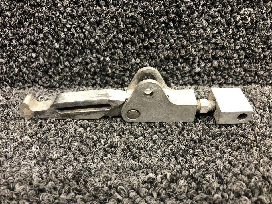 Cessna 1211675-6 / 1211675-7 Cessna T207A Cargo Door Forward Clevis and Block