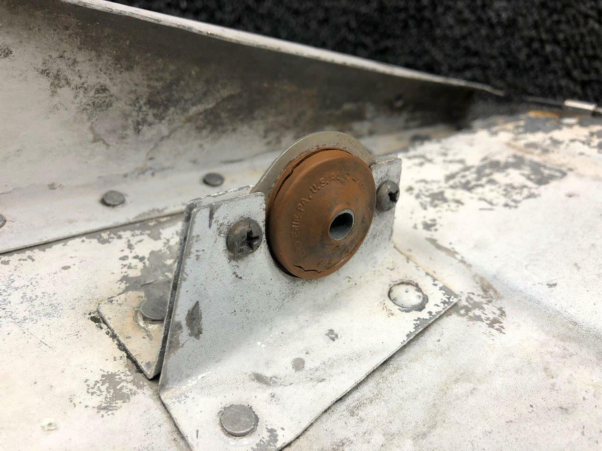 Cessna 1213261-208 Cessna T207A Cowl Flap Door Assembly RH