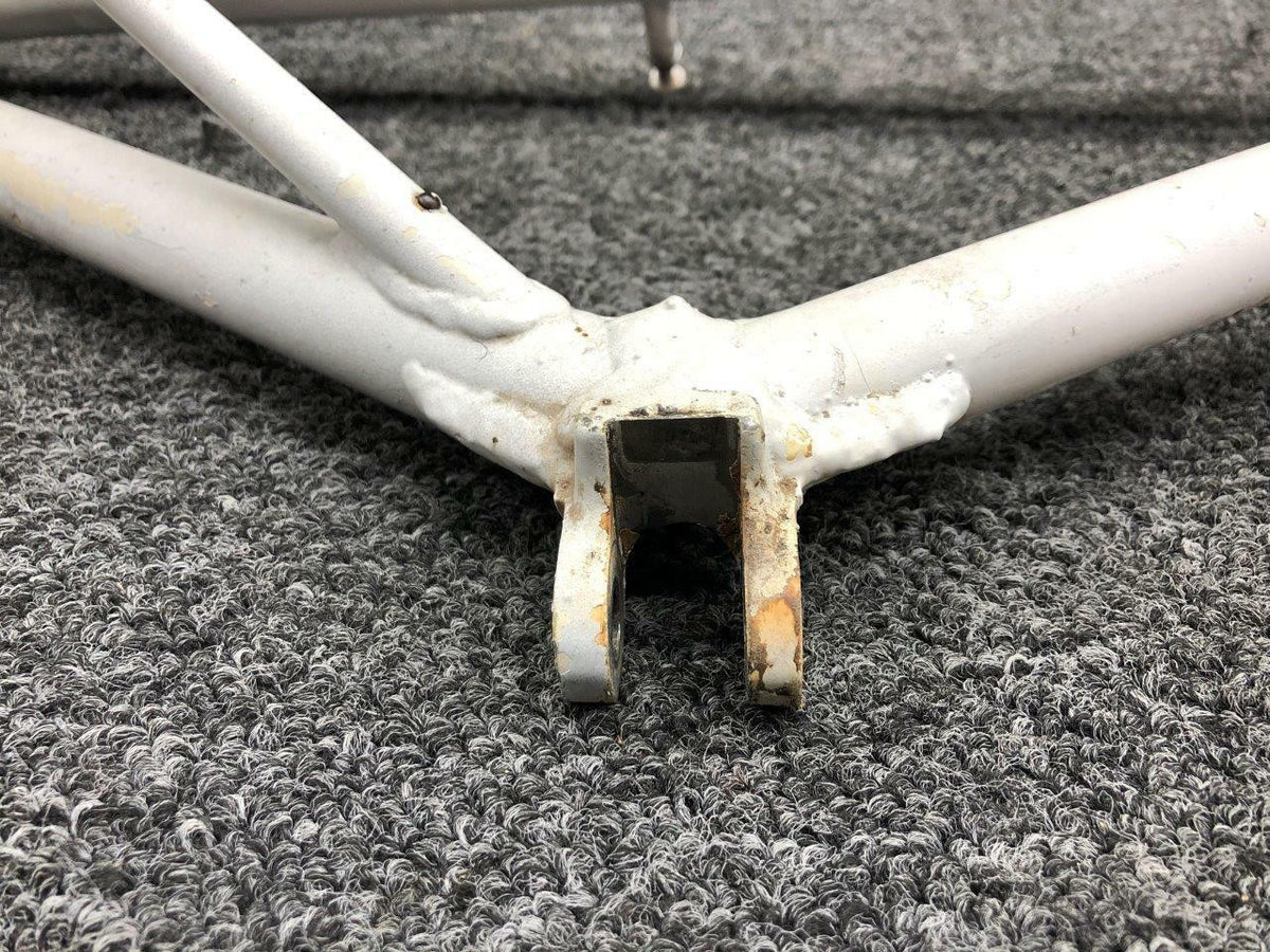 Beechcraft 35-815102-34 Beech 95-B55 Main Landing Gear Brace LH