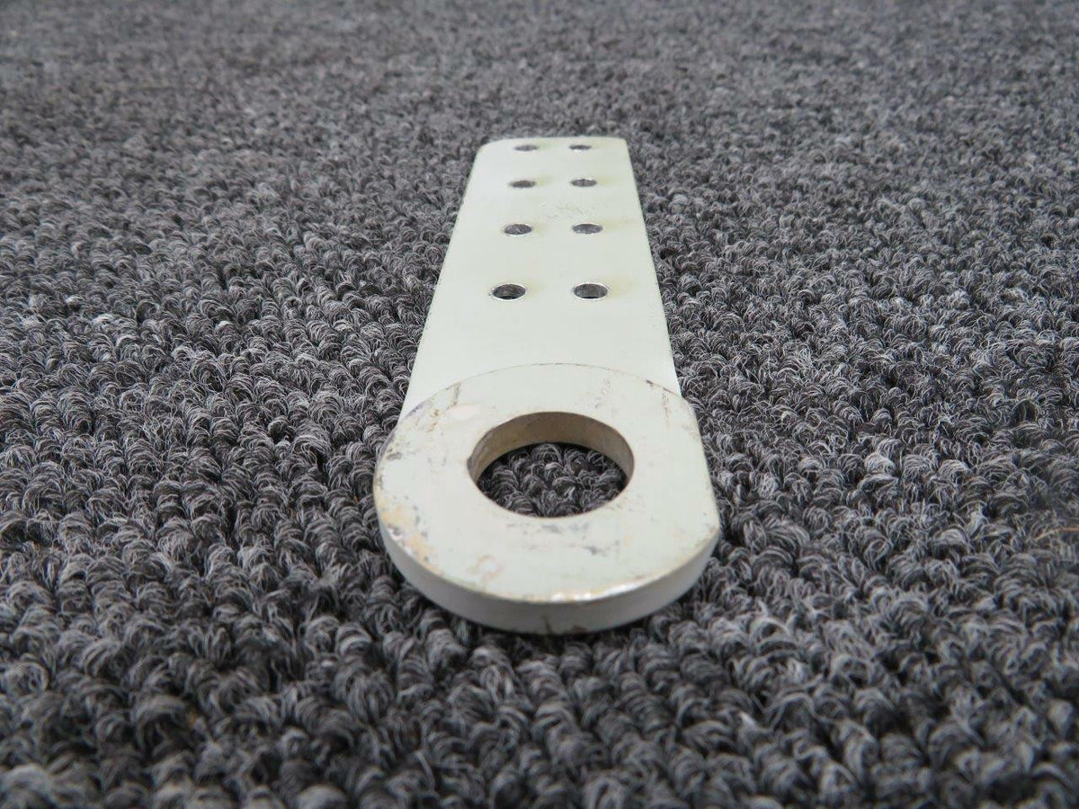 Cessna 0422229-12 USE 0422229-22 Cessna 182T Spar Fitting Forward Assembly LH
