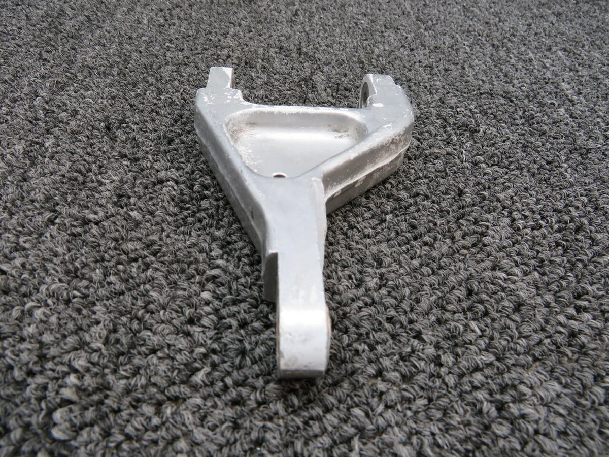 Piper 20735-003 Piper PA24-260 Main Gear Torque Link Assembly