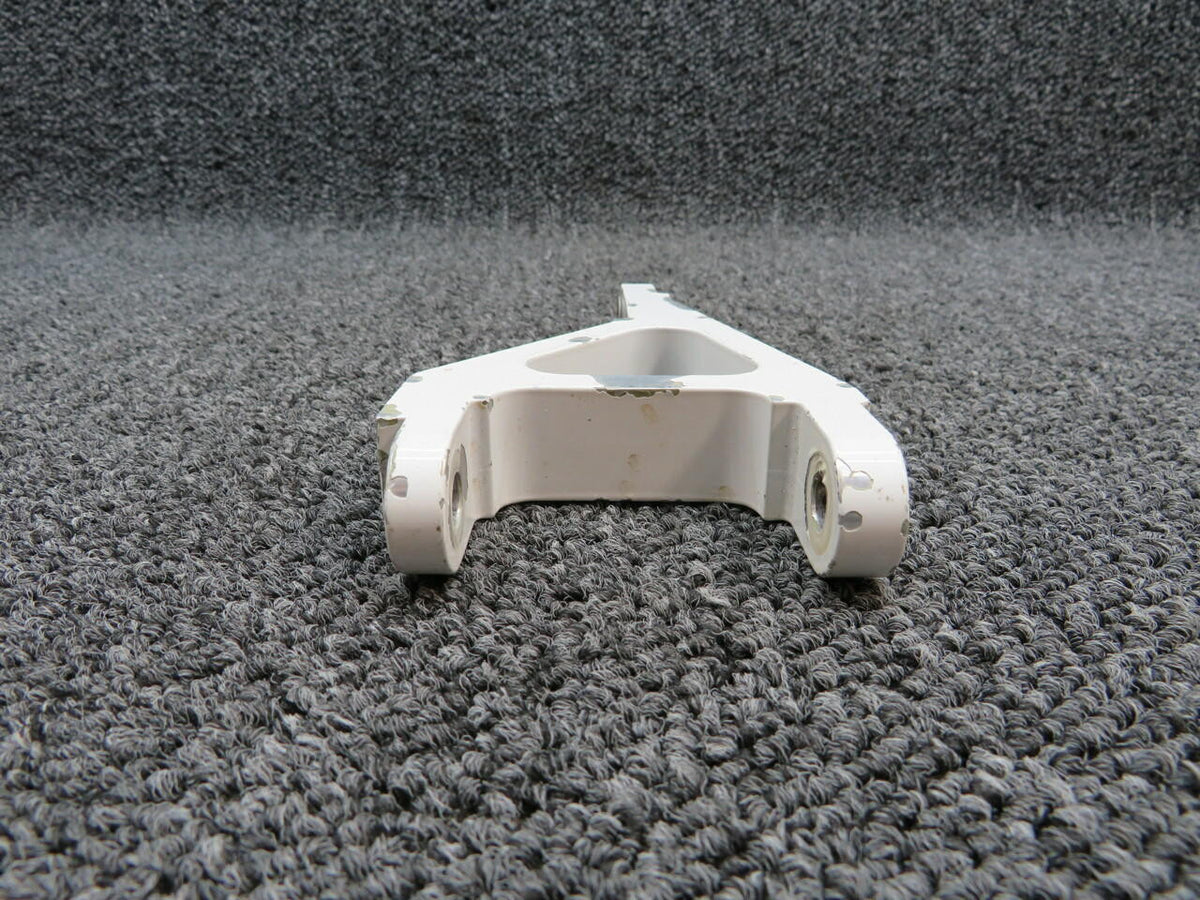 Piper 105041-802 Piper PA46-350P Torque Link Assembly