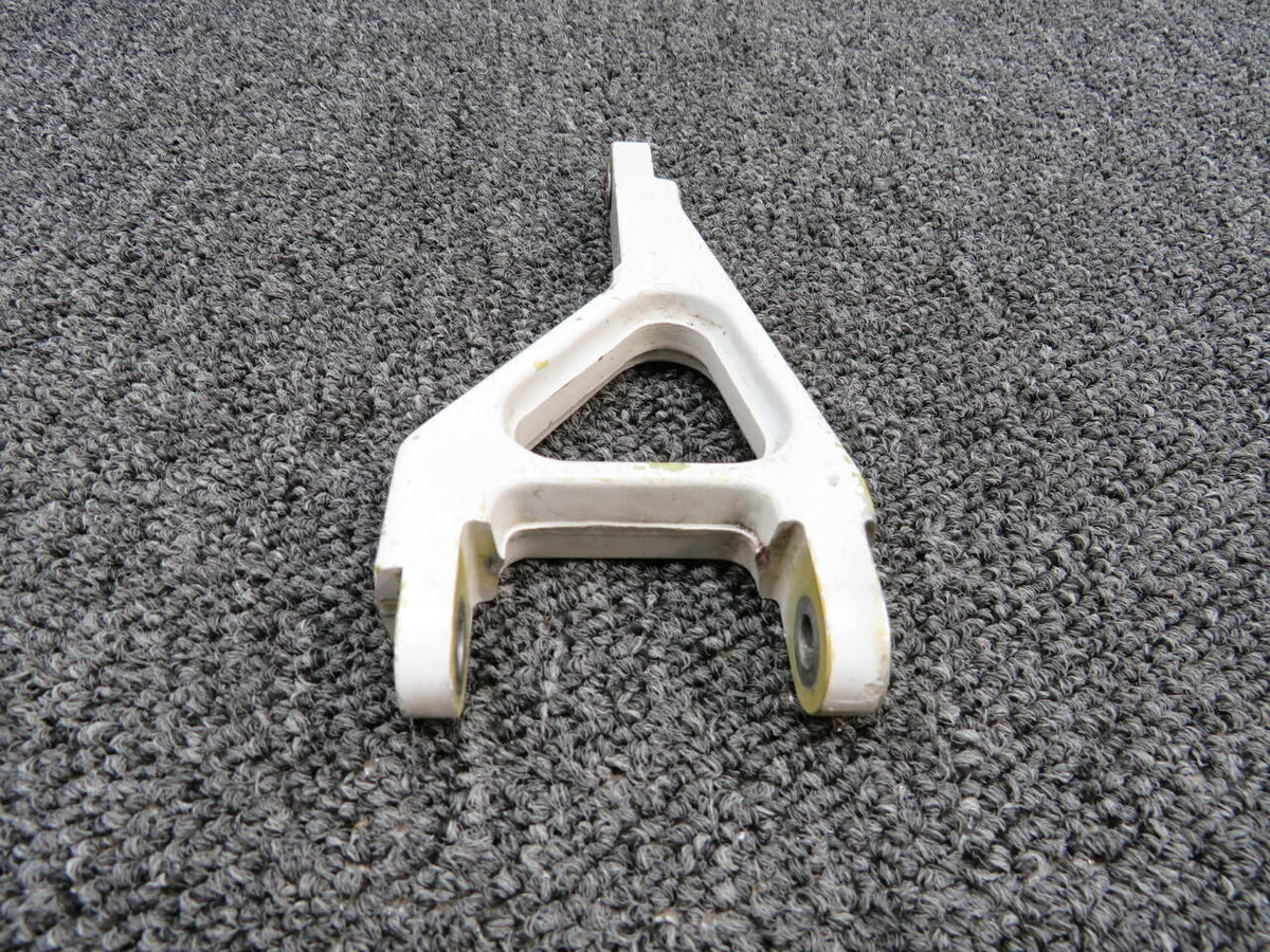 Piper 105041-002 Piper PA46-350P Link Main Gear Upper / Lower Assembly