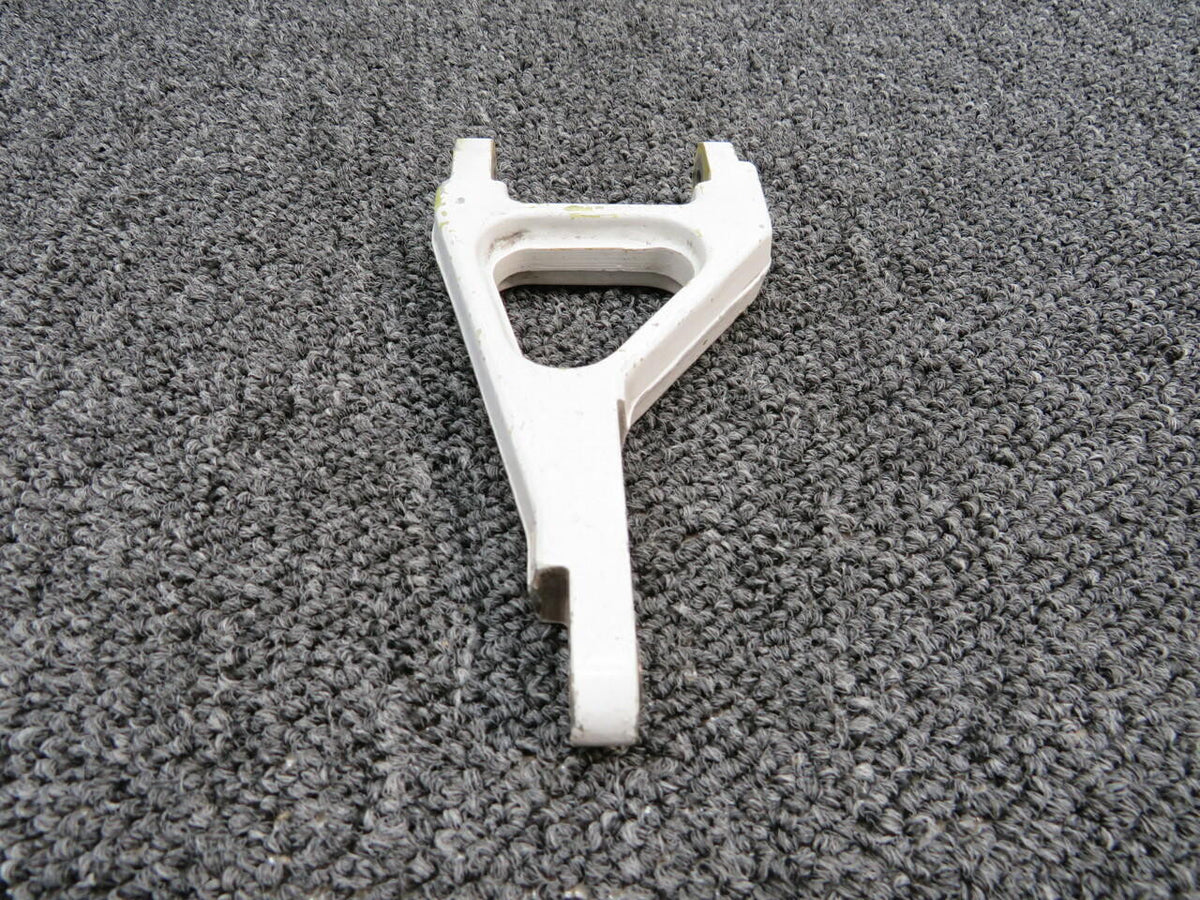 Piper 105041-002 Piper PA46-350P Link Main Gear Upper / Lower Assembly