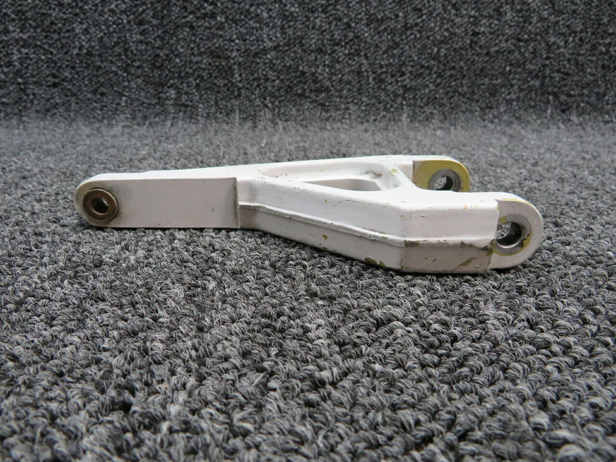 Piper 105041-002 Piper PA46-350P Link Main Gear Upper / Lower Assembly