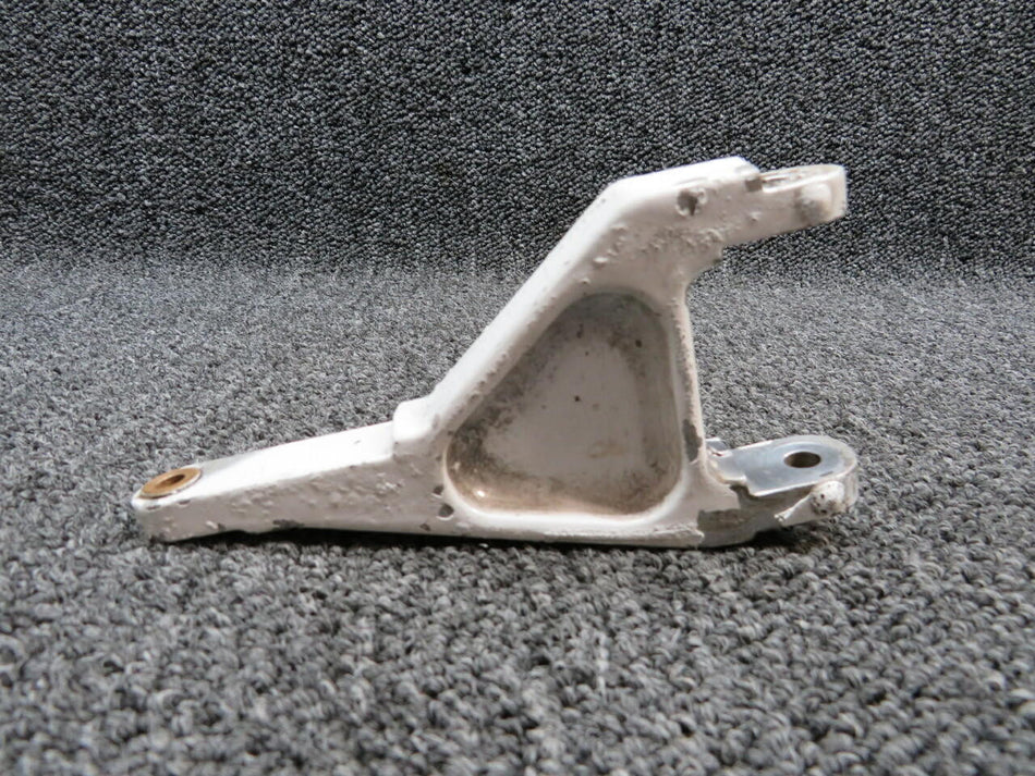 Piper 67012-000 ALT 105041-002 Piper PA28R-201T Main Gear Torque Link Assy