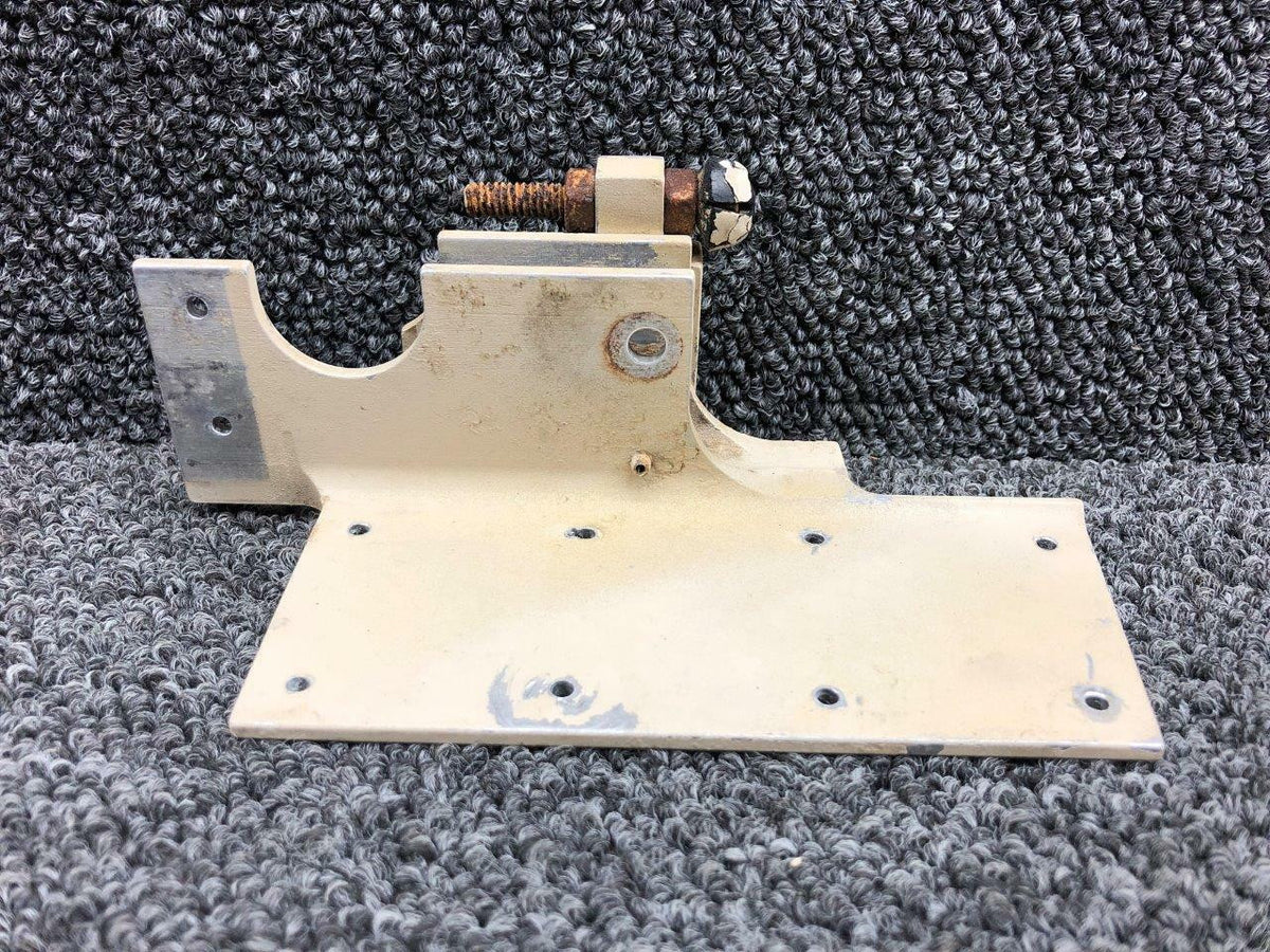 Beechcraft 169-110001-224 / 169-810057-14 Beech C24R Main Gear Retract Bracket and Stop RH