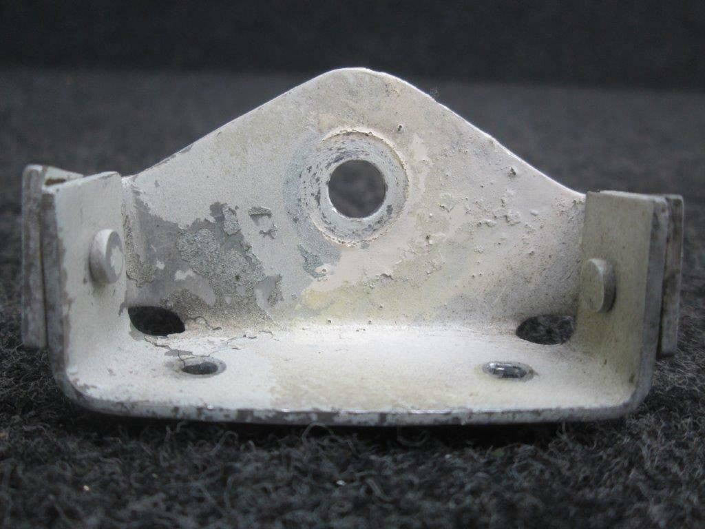 0732100-10 Cessna A185F Bracket Hinge Middle BAS Part Sales | Airplane Parts