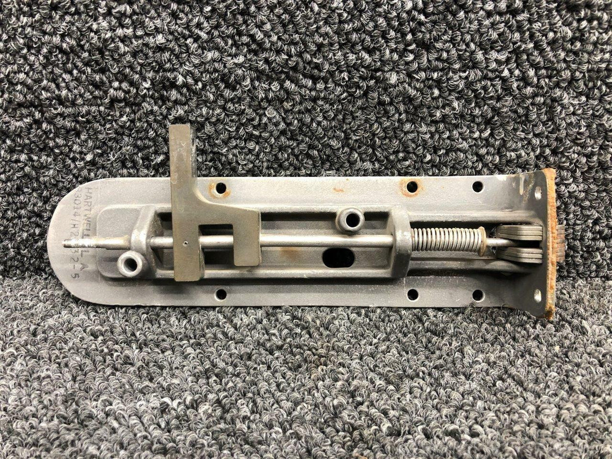 Beechcraft H2532-5 Beechcraft C24R Cabin Door Latch Assembly LH