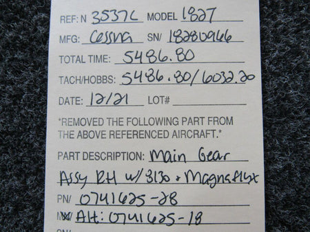 Cessna 0741625-28 Cessna 182T Main Gear Assembly RH W/ 8130 and Magnaflux