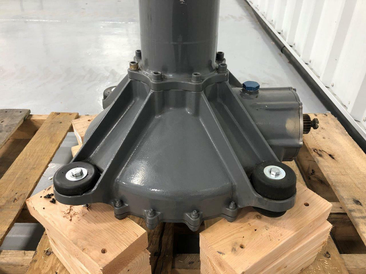 Robinson C006-8 / C251-2 / C146-5 Robinson R44II Main Rotor Gearbox and Mast Assembly