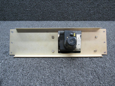Edo-Aire 1C373-4-454 Beechcraft C24R Edo-Aire Pitch Servo Assembly W/ Brackets Volts 14