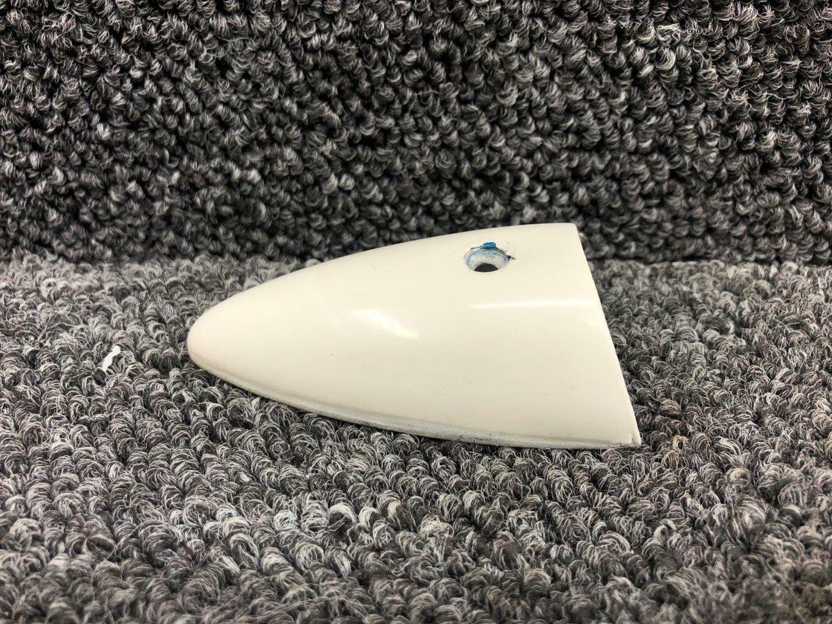 Robinson W1282 Robinson R44II Wing Light Retainer