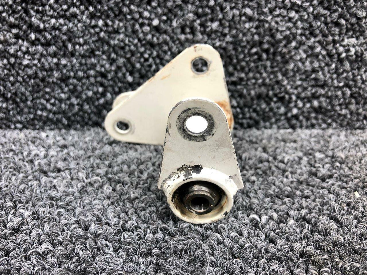 Robinson C334-4 Robinson R44II Aft Support Bellcrank