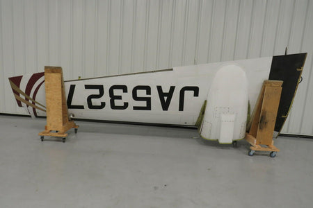 Beech 58-100000-16 Spar P/N 000-110011-54 Beech 58 RH Wing Assembly