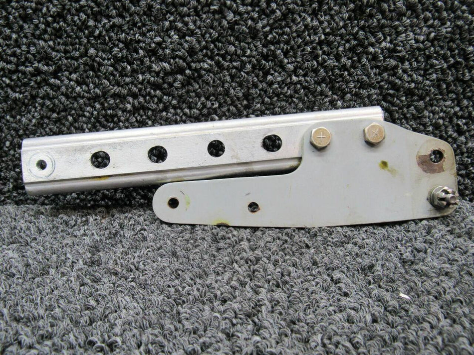 Ayres 70241-1 USE 70241T001 / 70080-1 Ayres S2R-T34 Link Plate RH W/ Channel