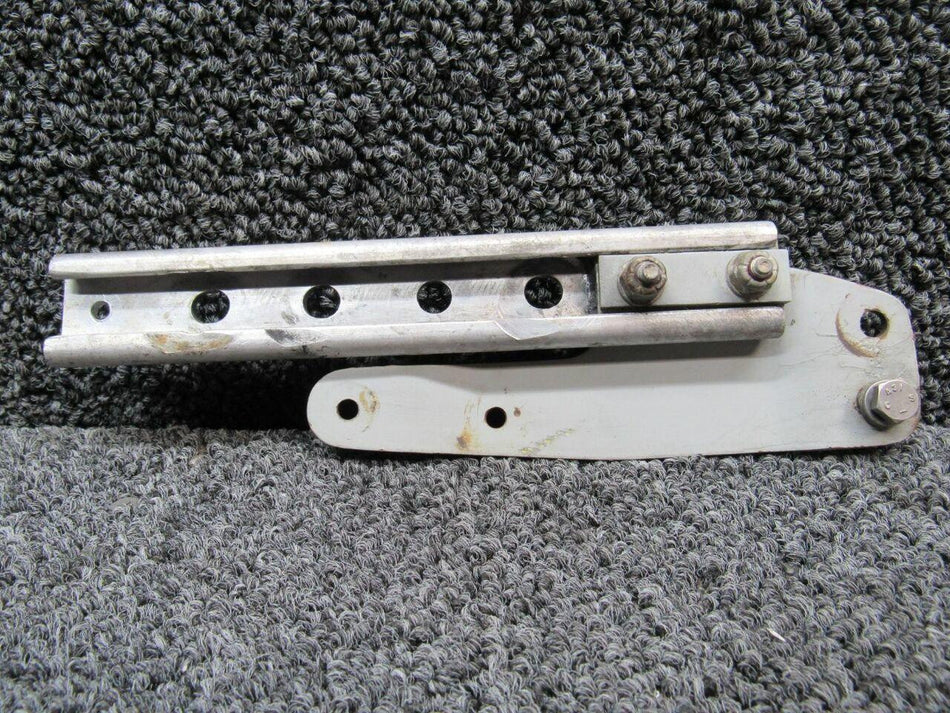 Ayres 70241-2 USE 70241T002 / 70080-1 Ayres S2R-T34 Link Plate LH W/ Channel
