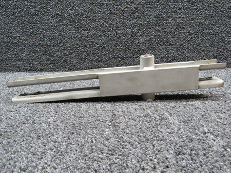 Ayres 9012-6 USE 09012T006 Ayres S2R-T34 Flap Control Bellcrank Assembly RH